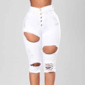 Scheming Shorts - White